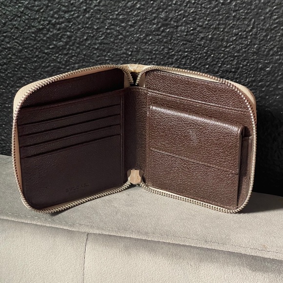 Bvlgari mini zippy wallet - Picture 9 of 10